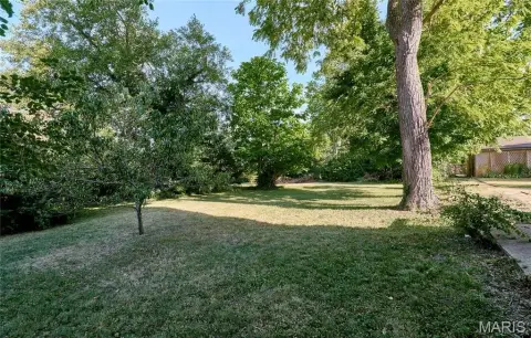 Residential Land in St Louis