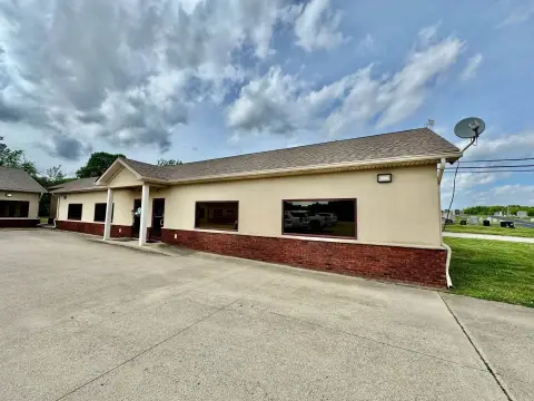 Office Building with Garage