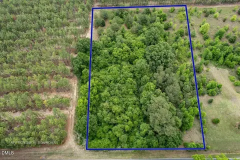 Spacious Vacant Land Parcel