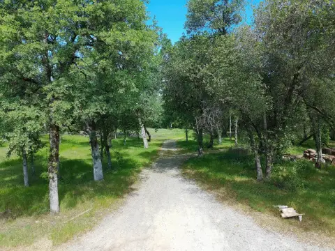 Scenic Land Parcel in Redding