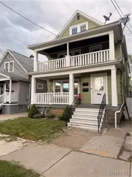 Well-Maintained Duplex in Buffalo