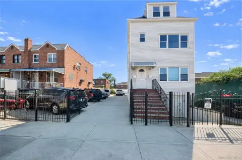 2-Unit Duplex with Central Air
