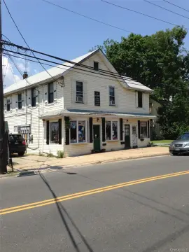 Divisible Storefront Retail Space
