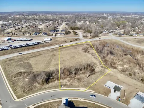 Prime Commercial Land Opportunity