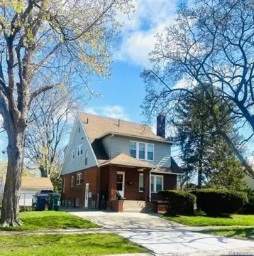 Colonial Duplex Income Property