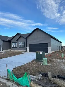 Lee's Summit Duplex For Sale