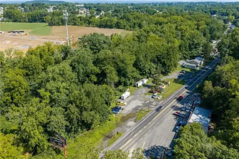 Commercial Land With Avenue Frontage