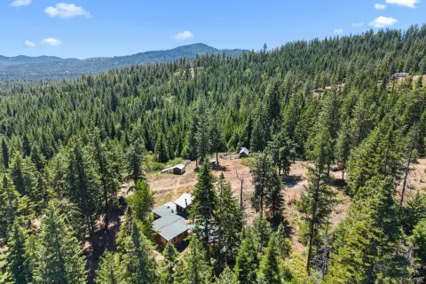 Secluded Acreage with Mountain Views