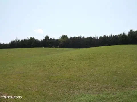 Harrogate Land with Mountain Views