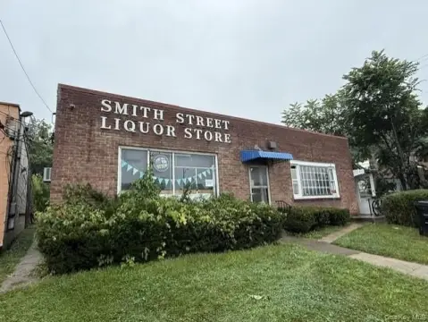 Mixed-Use Property with Apartment