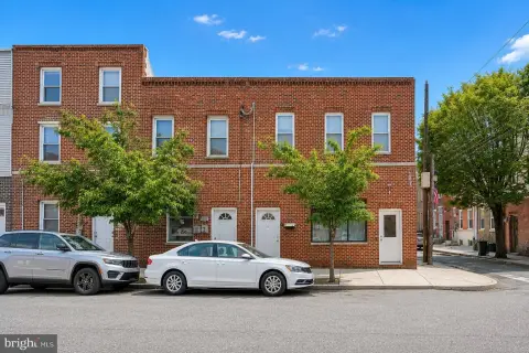 Mixed-Use Duplex with Roof Deck