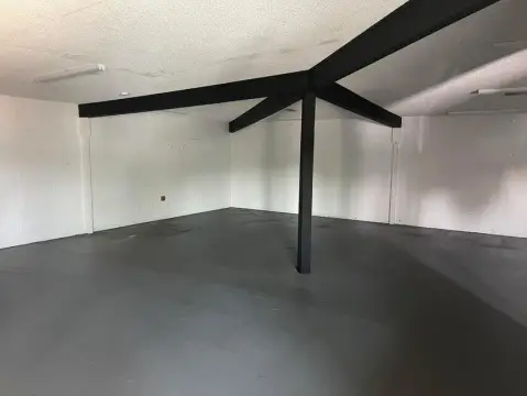 Flexible Commercial Unit