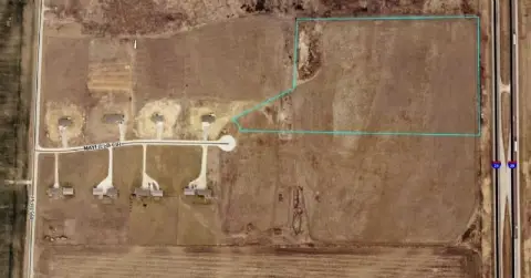 Acreage Lot in Glenwood District