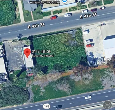 Commercial Lot in High-Traffic Area