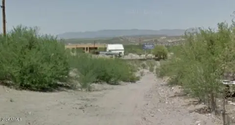 Land in Mammoth, Arizona