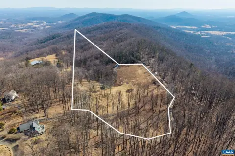 8-Acre Homesite with Mountain Views