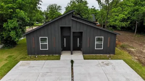 Modern Duplex in Greenville, TX