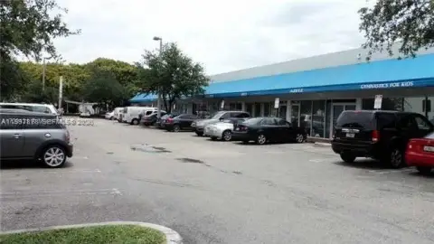 Miami Mixed-Use Space For Rent