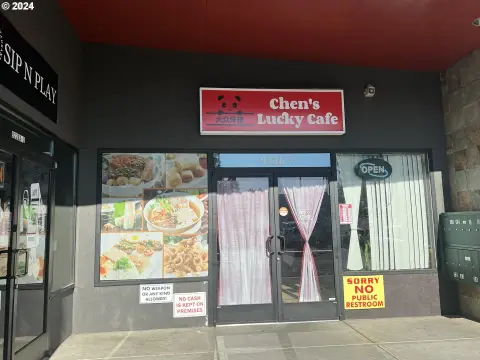 Restaurant with Equipped Kitchen
