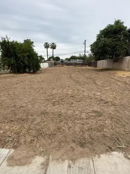 Hanford Land with Development Potential