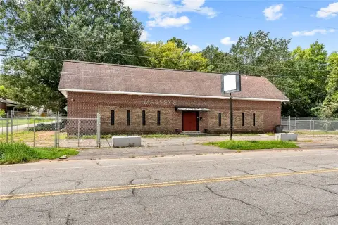 Flex-Use Retail and Office Building