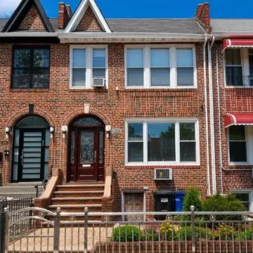 Brick Three-Unit Triplex