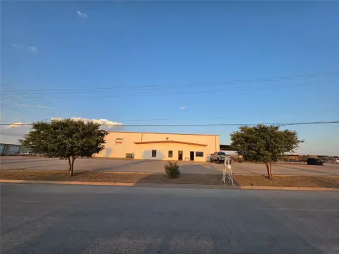 Manufacturing Facility with Covered Workspace