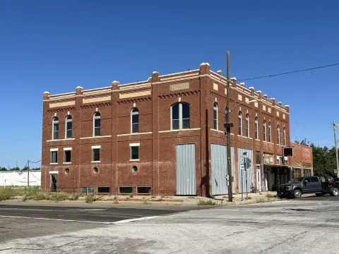 Downtown Crowell Mixed-Use Opportunity