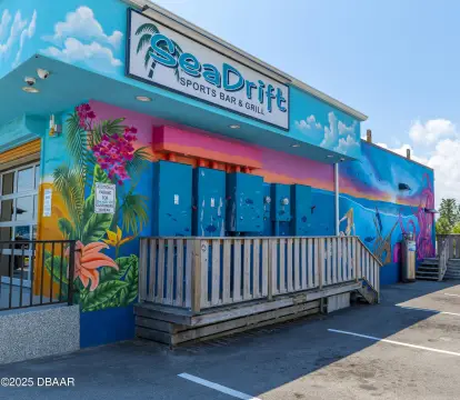 Turnkey Beachside Sports Bar