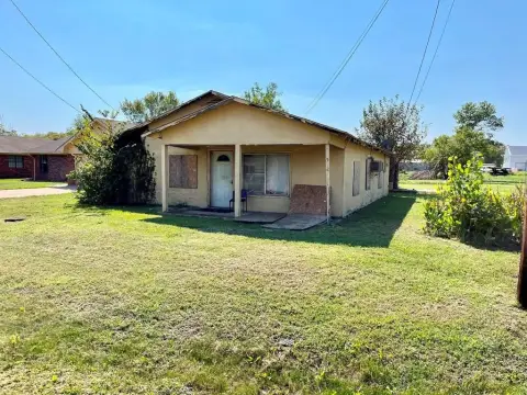 Prime Commercial Lot in Forney
