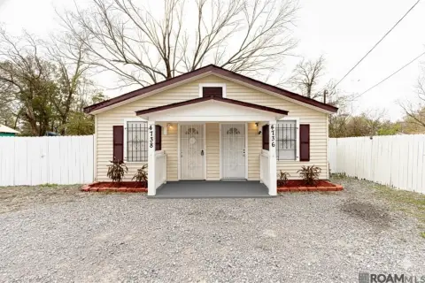Two-Unit Duplex with Central Heat
