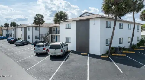 Four-Building Garden-Style Apartment Portfolio