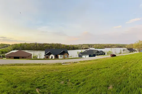 Waterfront Waterview Lot