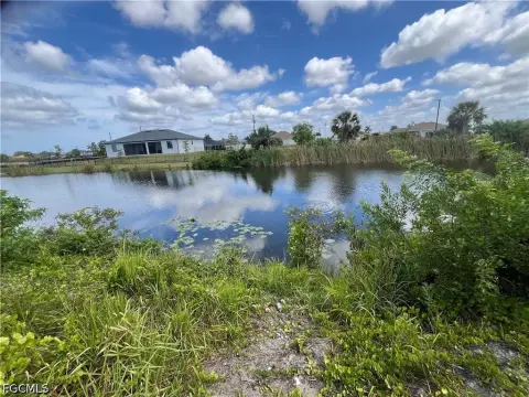 Cape Coral Land For Sale