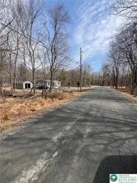 Vacant Residential Lot in Community