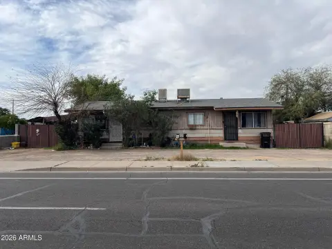 Phoenix Duplex with Stable Tenants