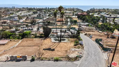 Ocean View Land in Palisades