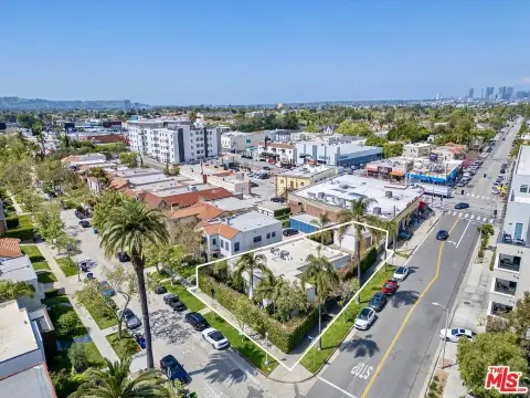 Hancock Park Duplex Opportunity