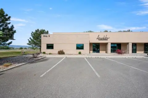 Grand Junction Office Endcap Suite