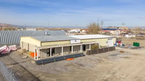 Fenced Flex Building with Yard