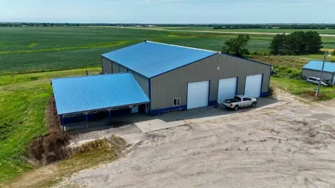 Auto Shop with Warehouse
