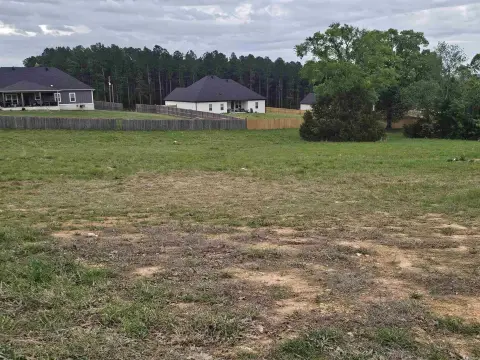 Residential Lot in Greenbrier, AR