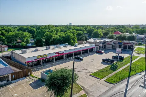 Fully Leased Neighborhood Retail Center