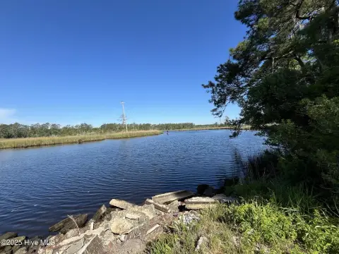 Waterfront Lot in Mariner's Landing