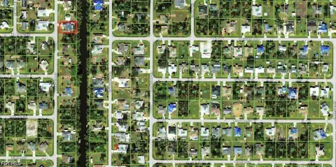 Port Charlotte Canal Lot