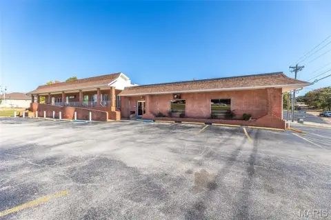 Four-Unit Shopping Center
