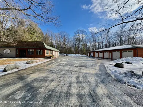 Versatile Commercial Property Near US-84