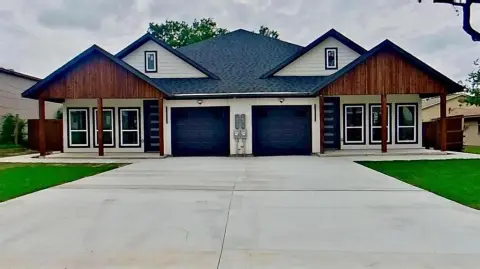 New Arlington Duplex: Income Potential