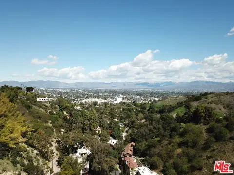 Vacant Lot in Sherman Oaks