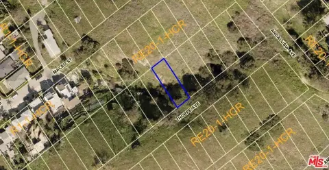Land in Mount Washington